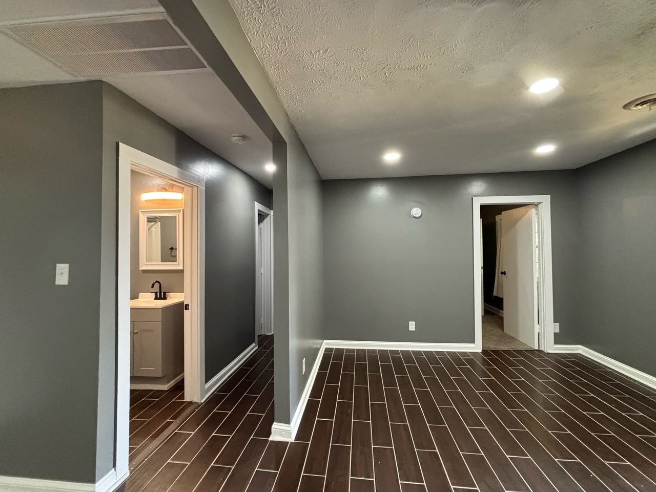 807 Branson - 3 #3 - Photo 5 of 12