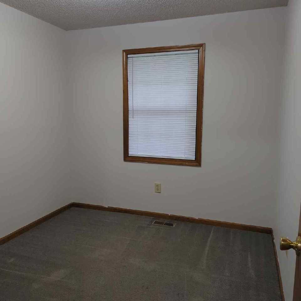 801 Foster Ln #B - Photo 6 of 8