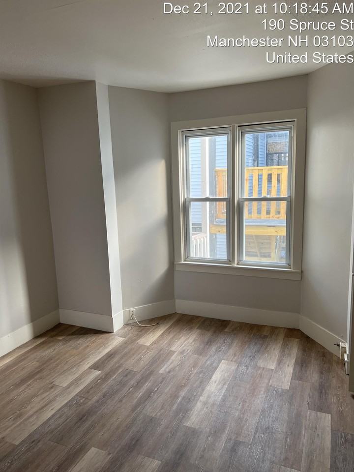 190 Spruce St Apt 2 #190-2 - Photo 2 of 6