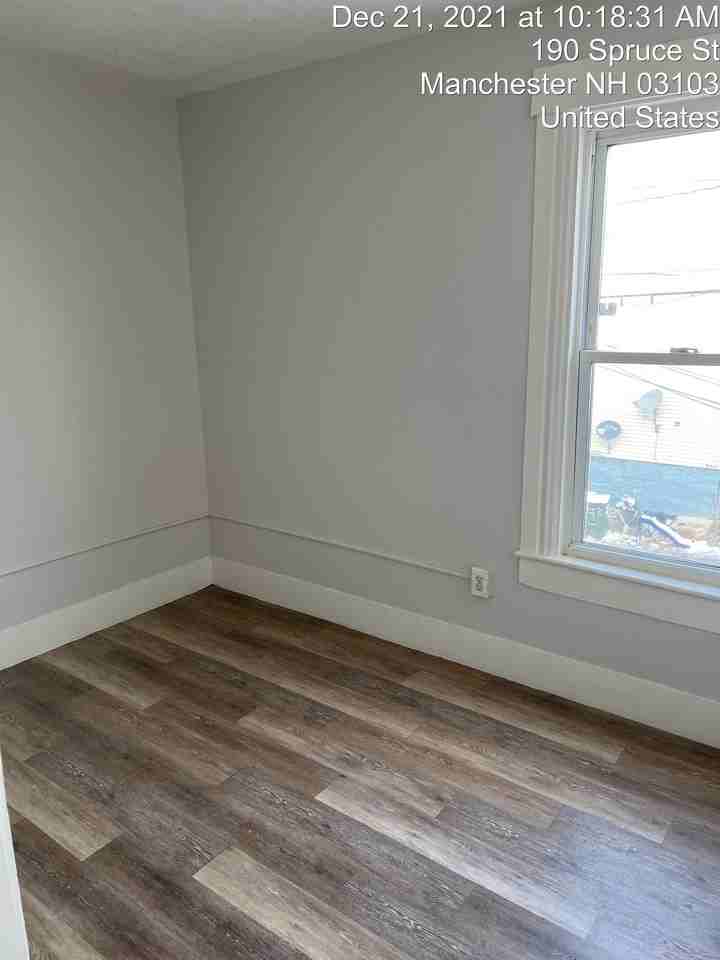 190 Spruce St Apt 2 #190-2 - Photo 4 of 6