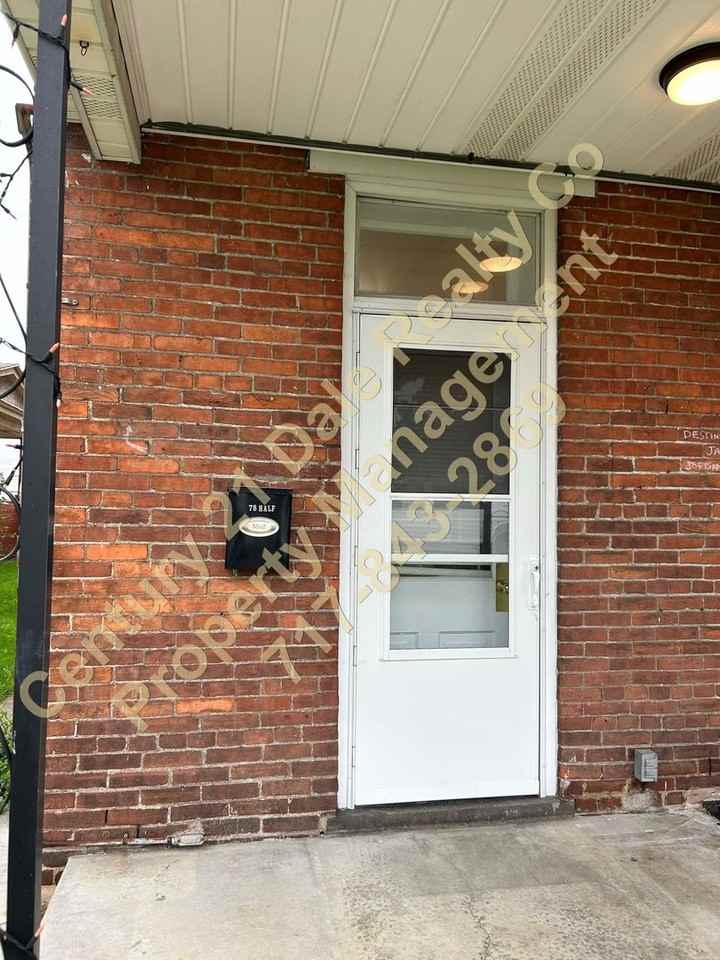 78 1/2 S Main St - Photo 2 of 13