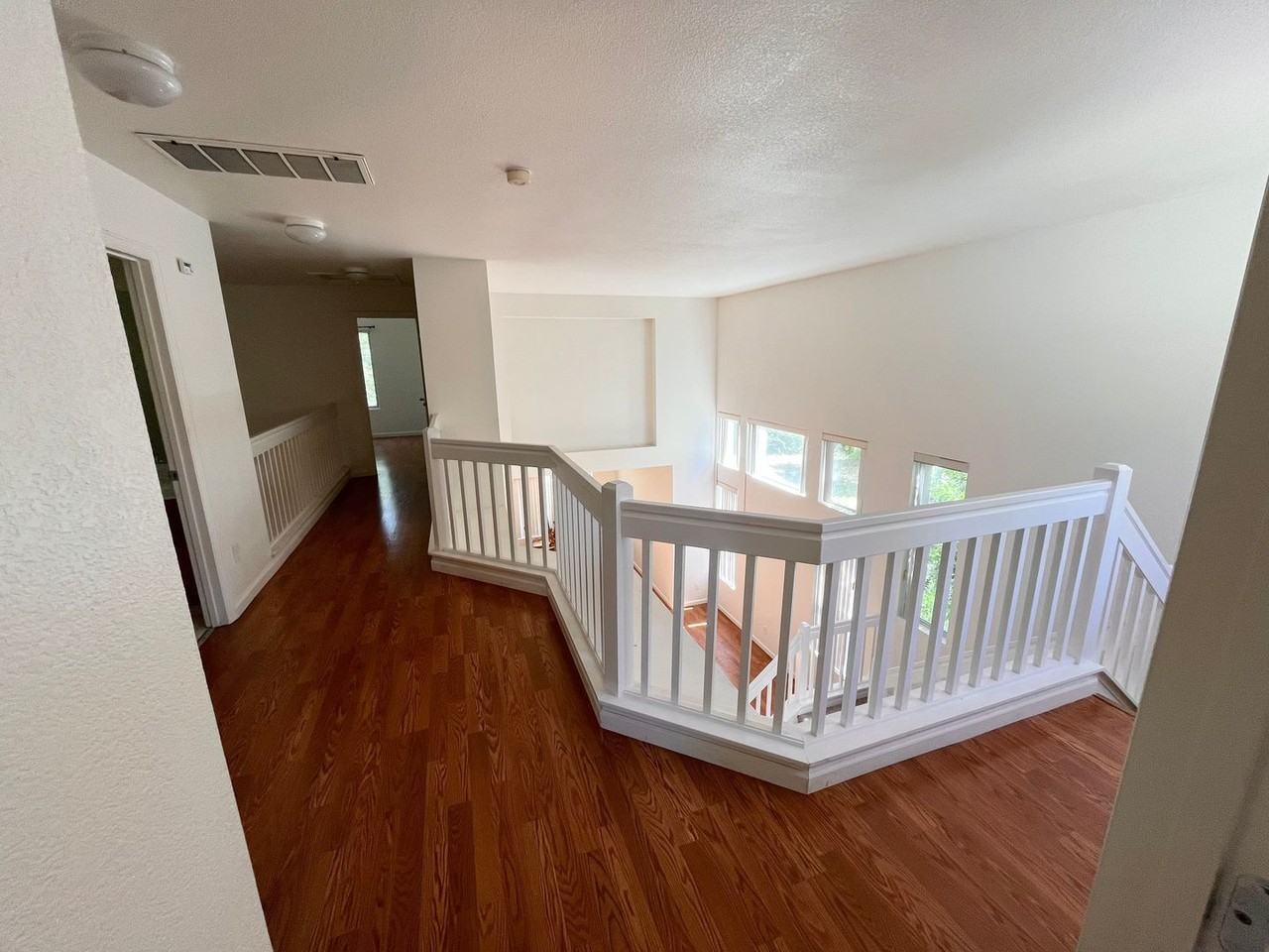 945 Lucena Ct - Photo 5 of 35