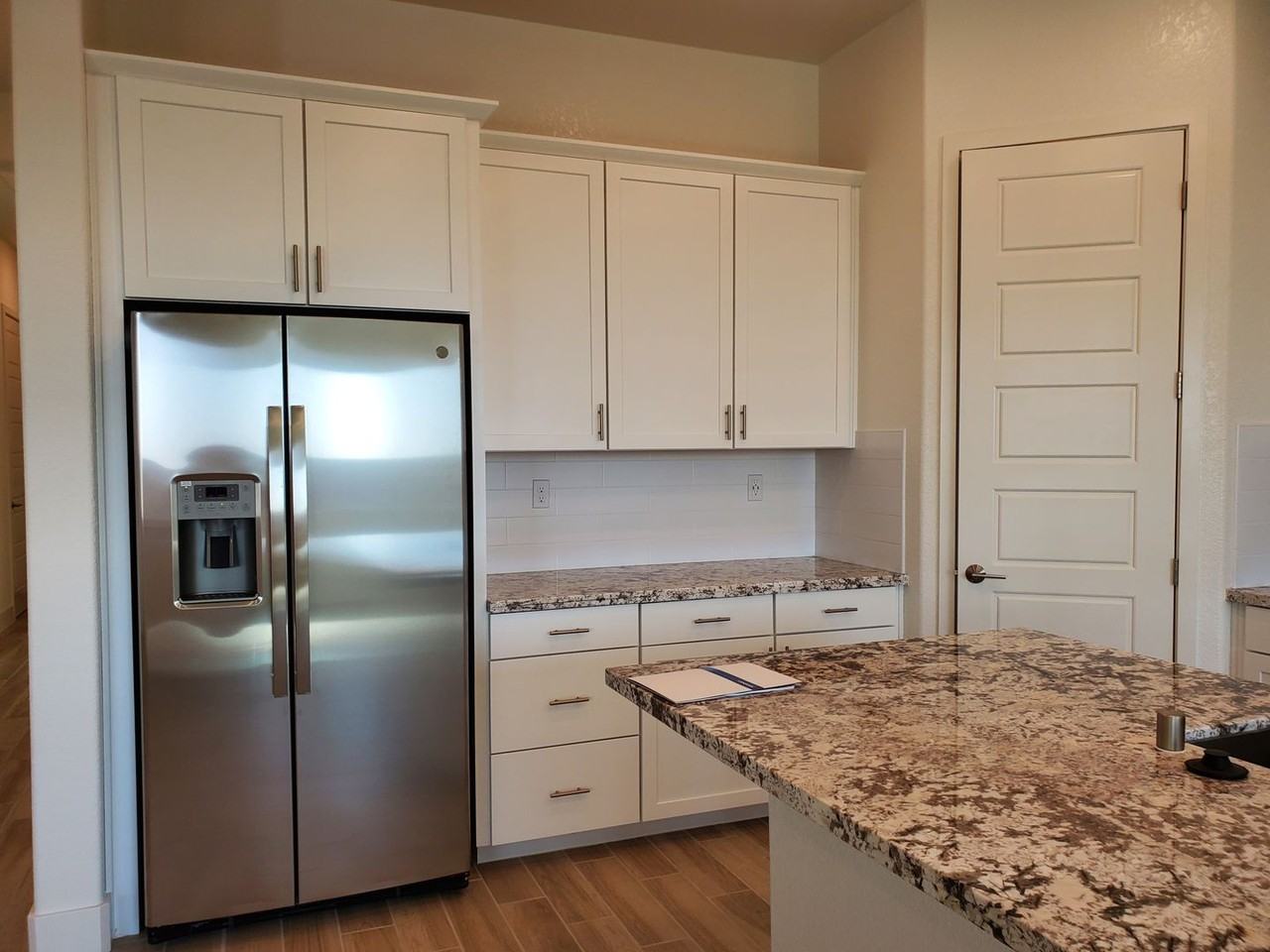 2204 Murphey Dr - Photo 7 of 50