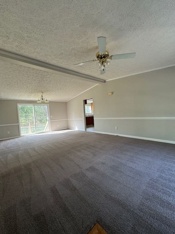 4707 Moye Cir - Photo 2 of 14