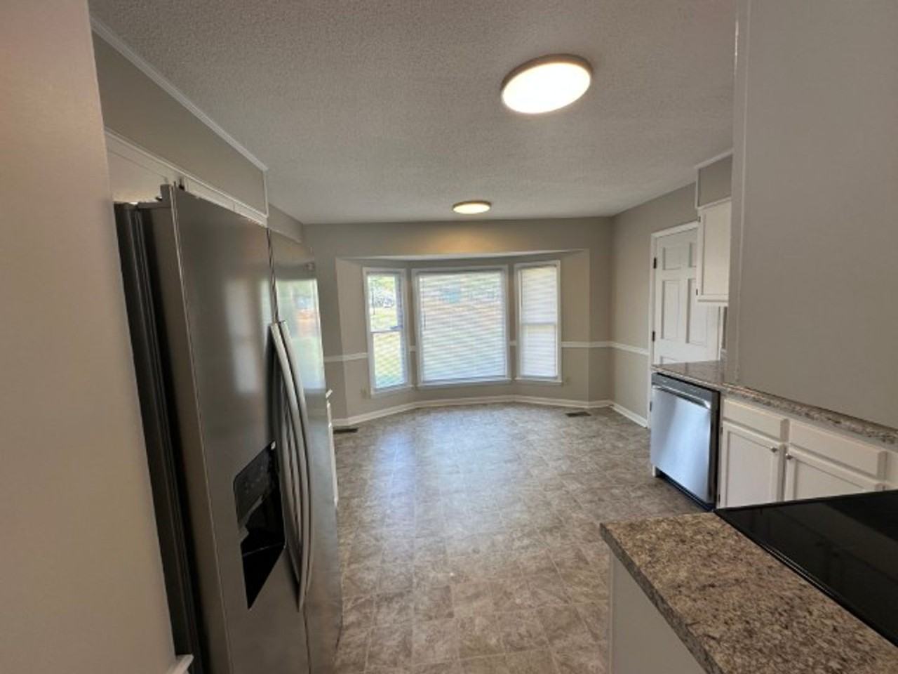 5901 Watercrest Ct - Photo 6 of 24