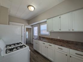 2634 E Walnut St - Photo 1 of 1