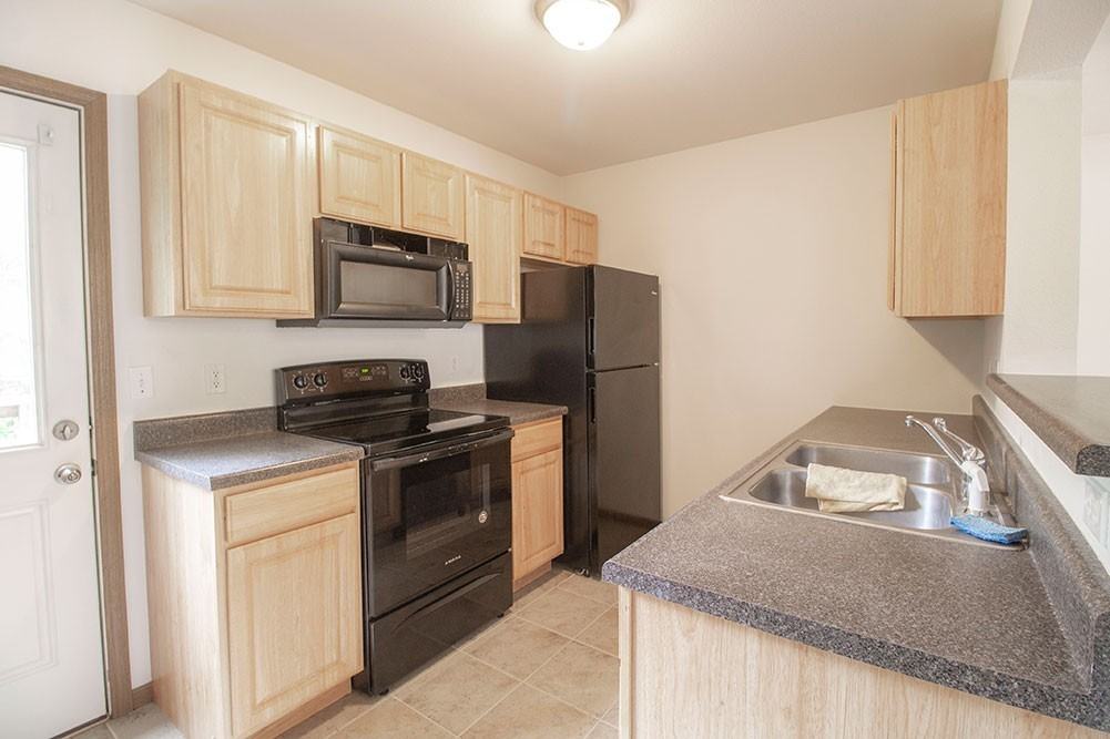 2119 N Ballenger Ln - Photo 6 of 39