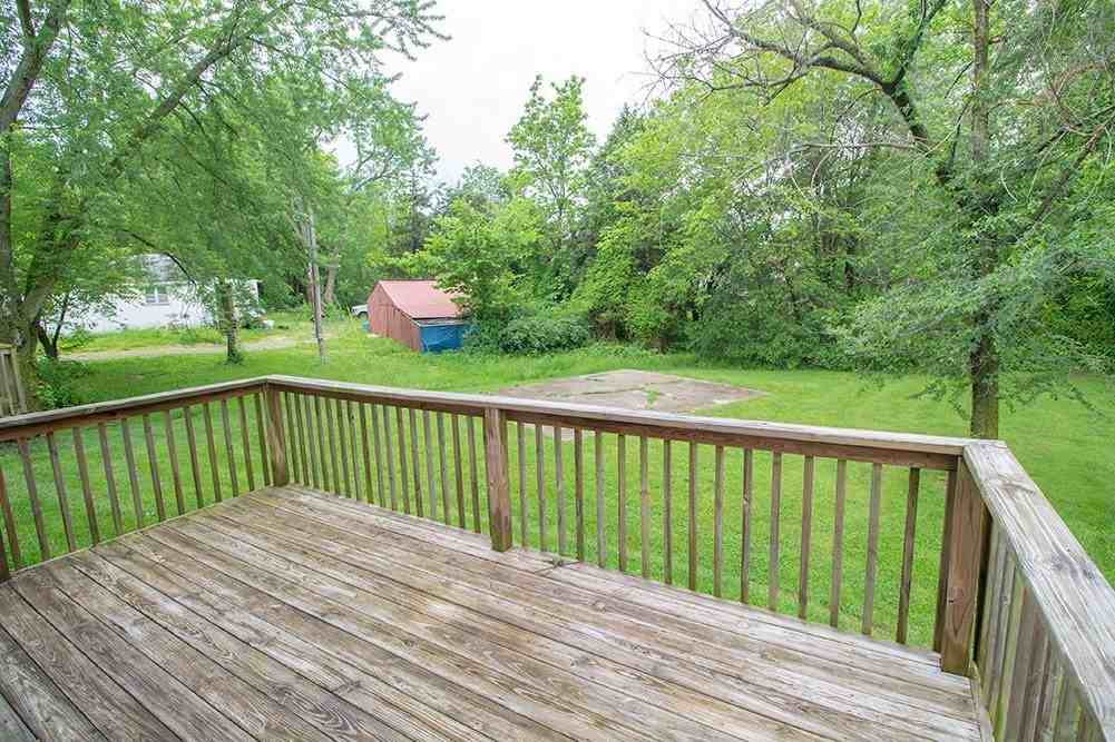 2119 N Ballenger Ln - Photo 3 of 34