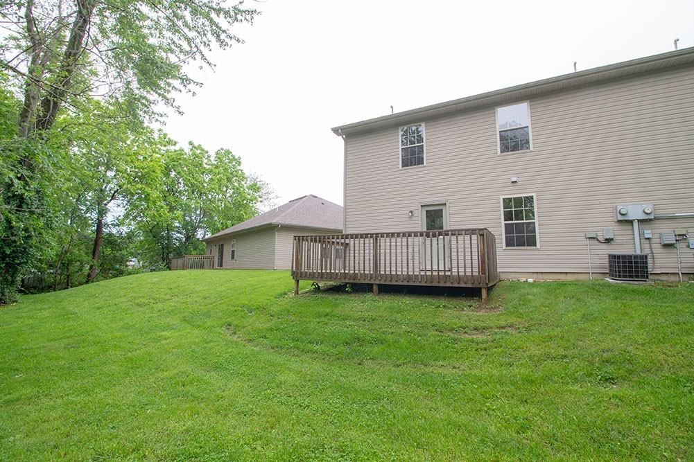 2119 N Ballenger Ln - Photo 5 of 34