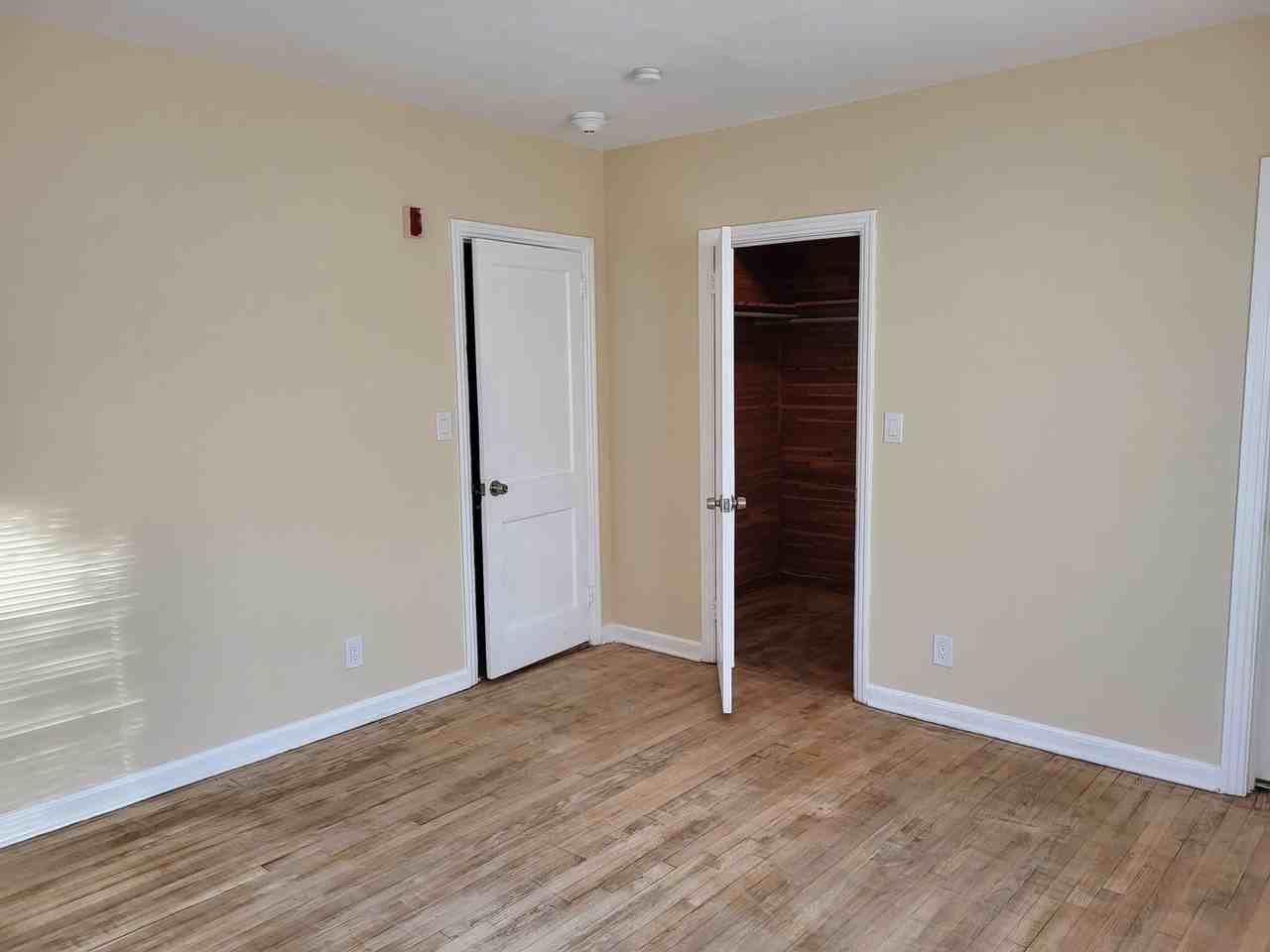 401 Sw 10th St - Photo 5 of 10