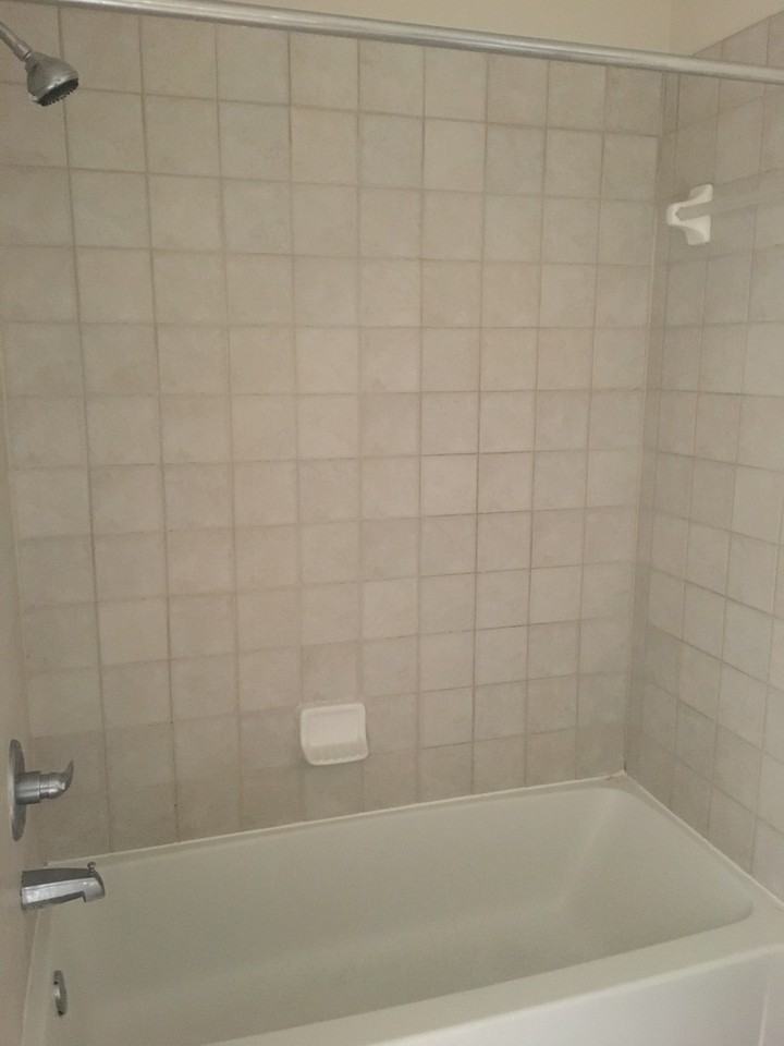 14890 Pleasant Bay Ln - Photo 6 of 9