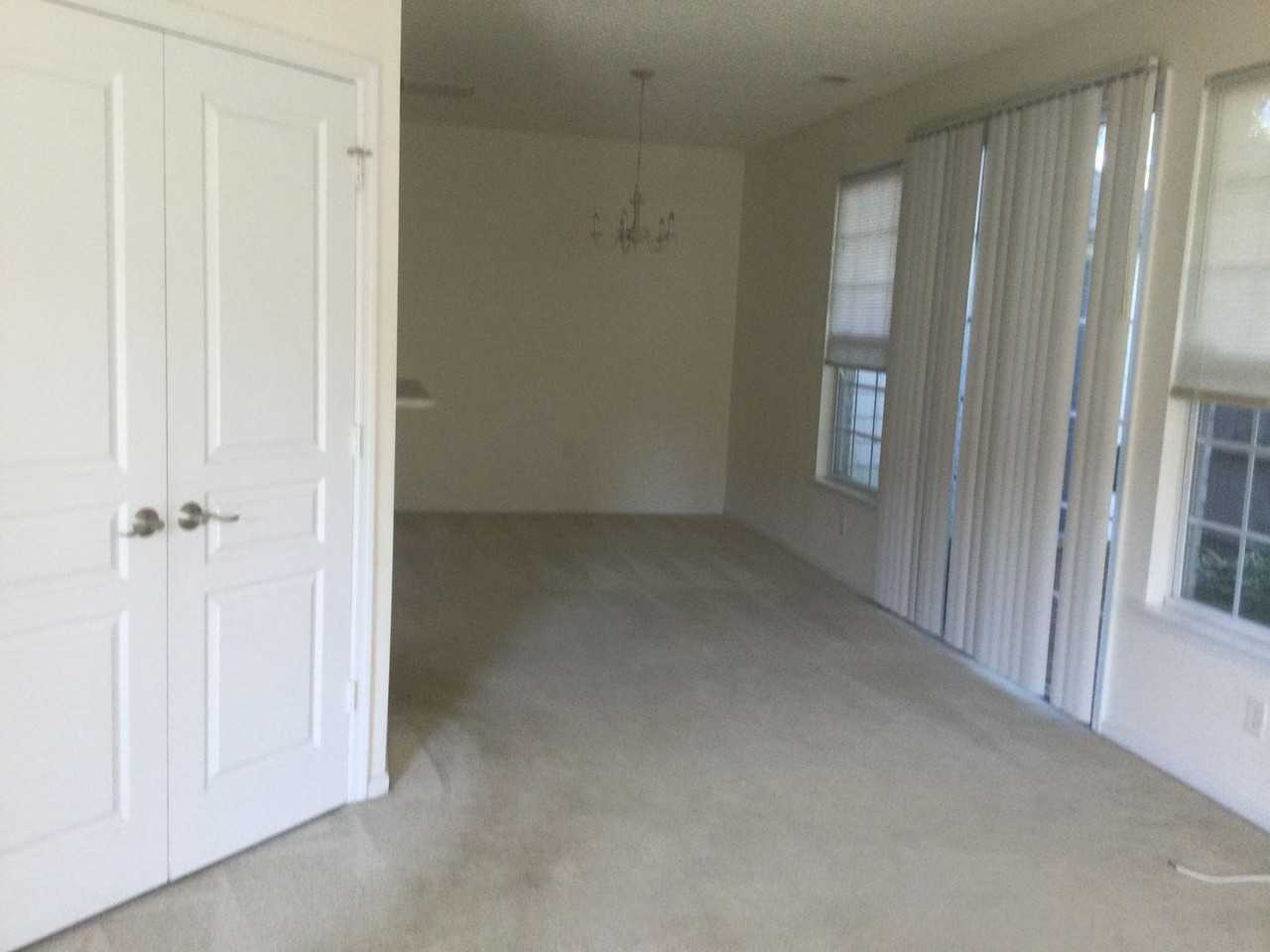 2037 Smallbrooke Ct - Photo 4 of 13