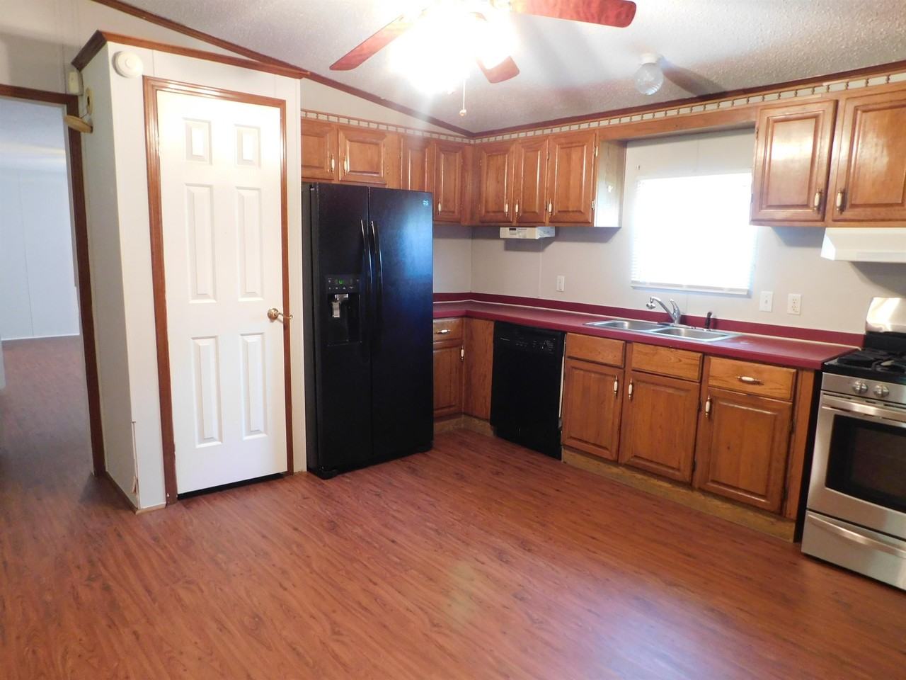 482 Kelly Springs Rd #1 - Photo 2 of 25