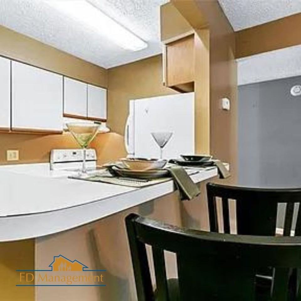 126 Wells Ct - Photo 4 of 12