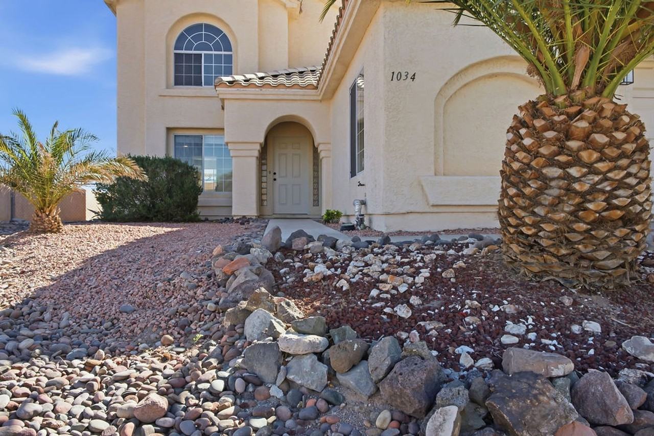 1034 Skysail Dr - Photo 3 of 37