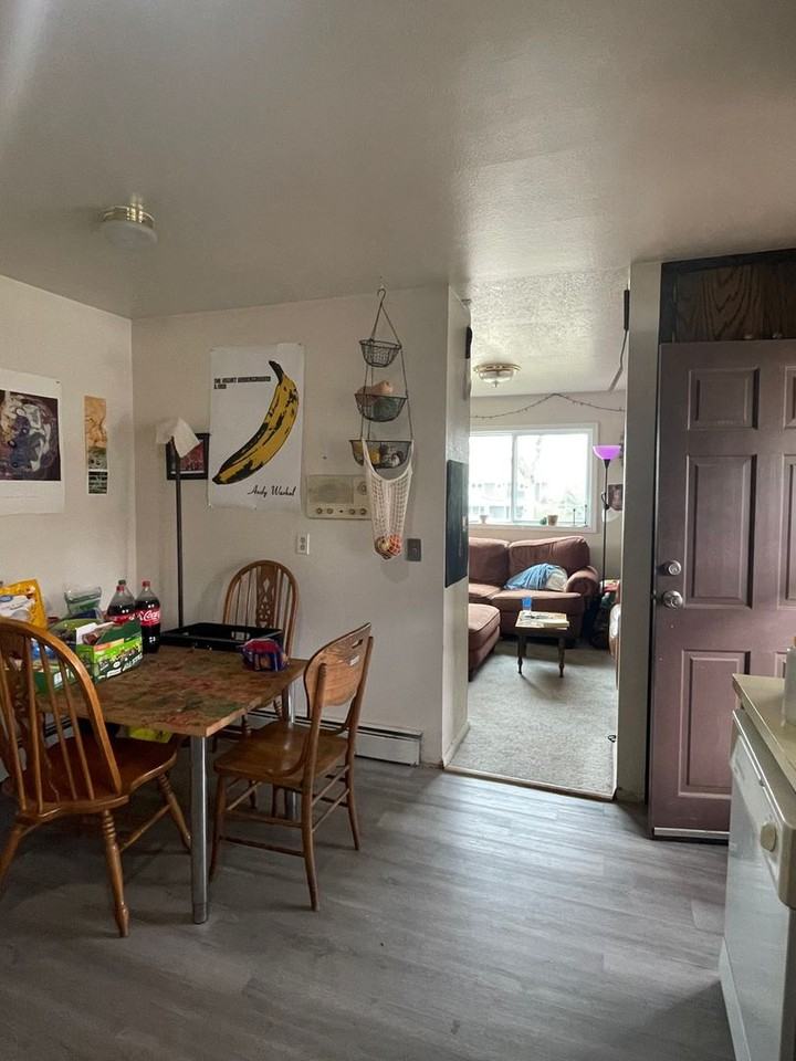 625 Locust St - Photo 6 of 17