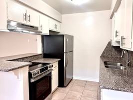 featured image of 912 Gladys Ave