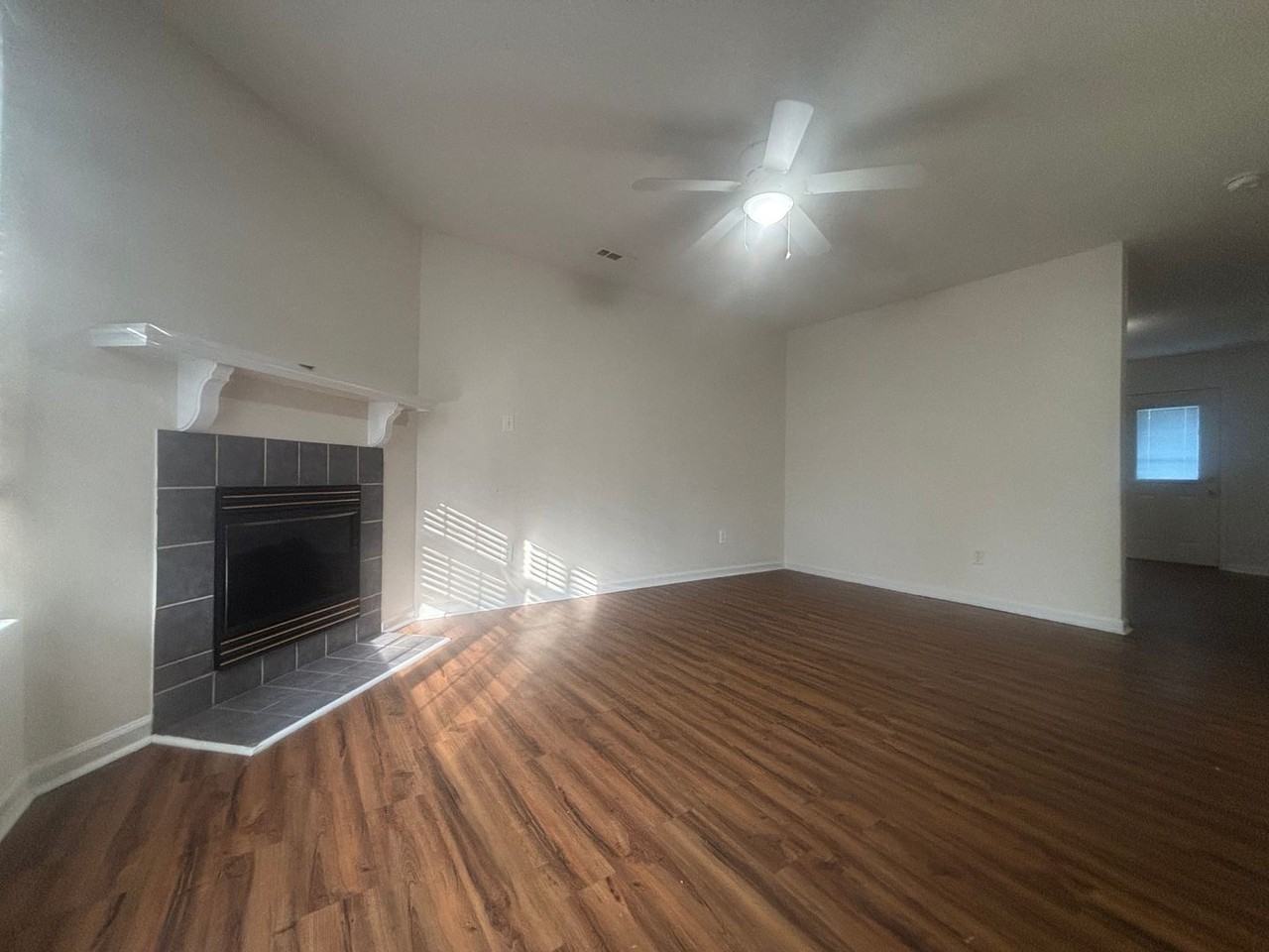 1111 Pueblo Dr - Photo 2 of 13