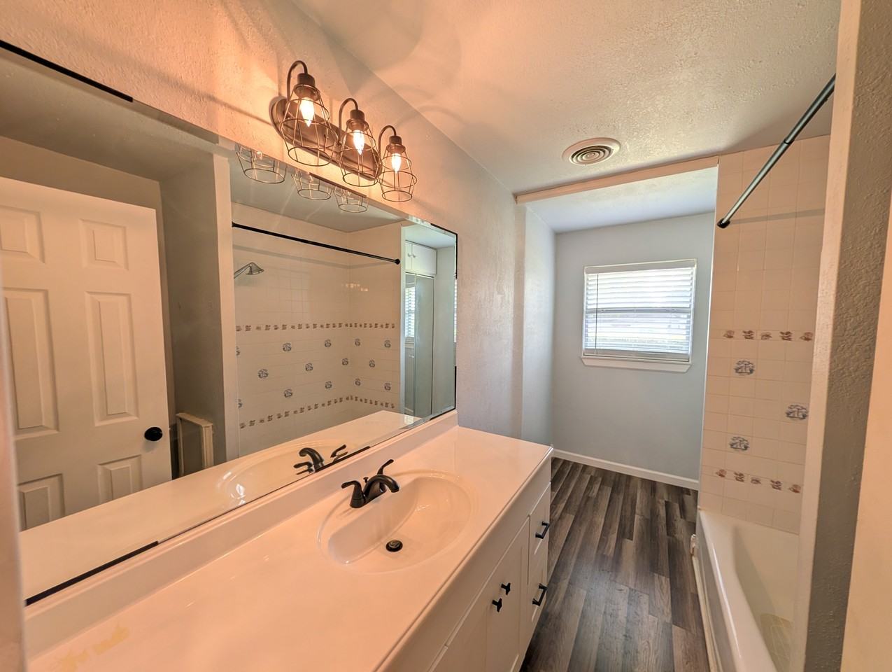 5214 S Delaware Pl #1 - Photo 7 of 23