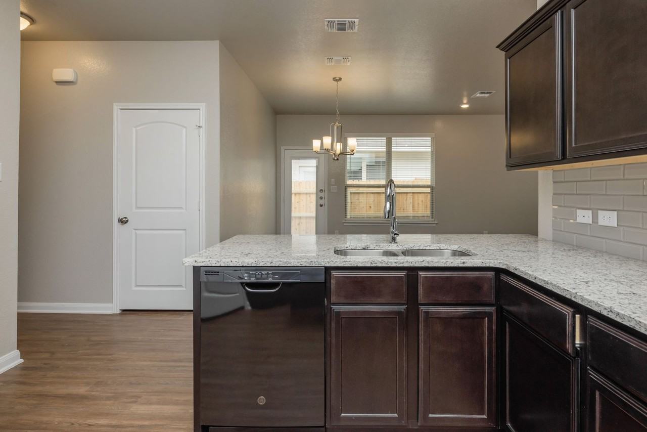 1571 Case Rd - Photo 5 of 15