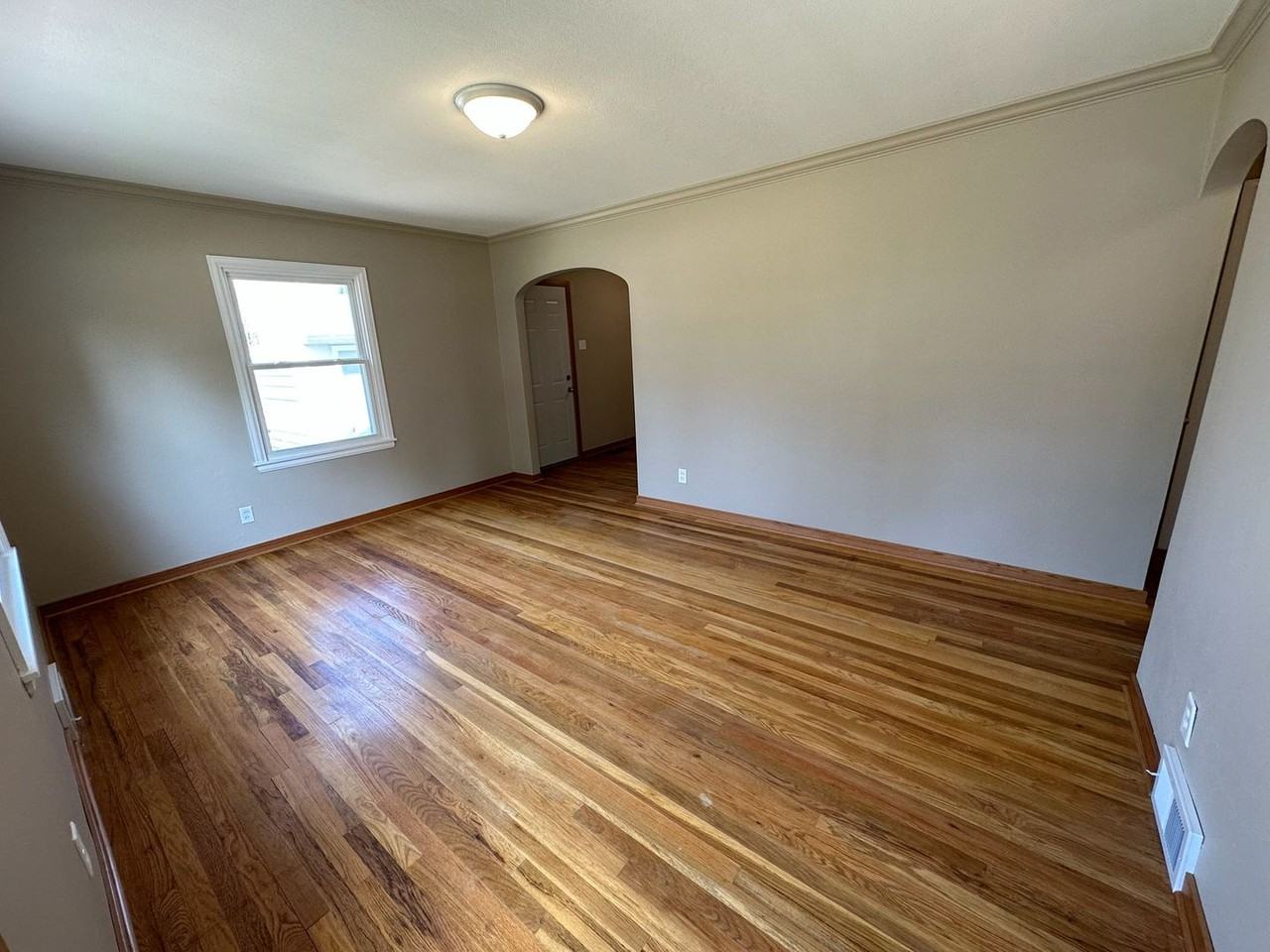 1430 Staub Ct Ne - Photo 2 of 17