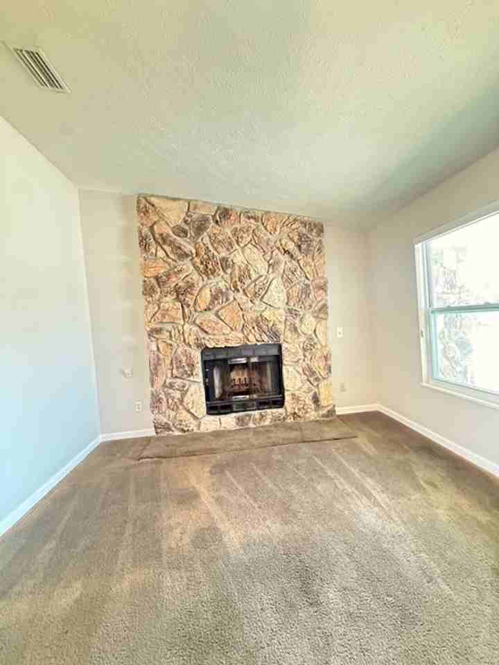 309 Courtford Dr - Photo 4 of 21