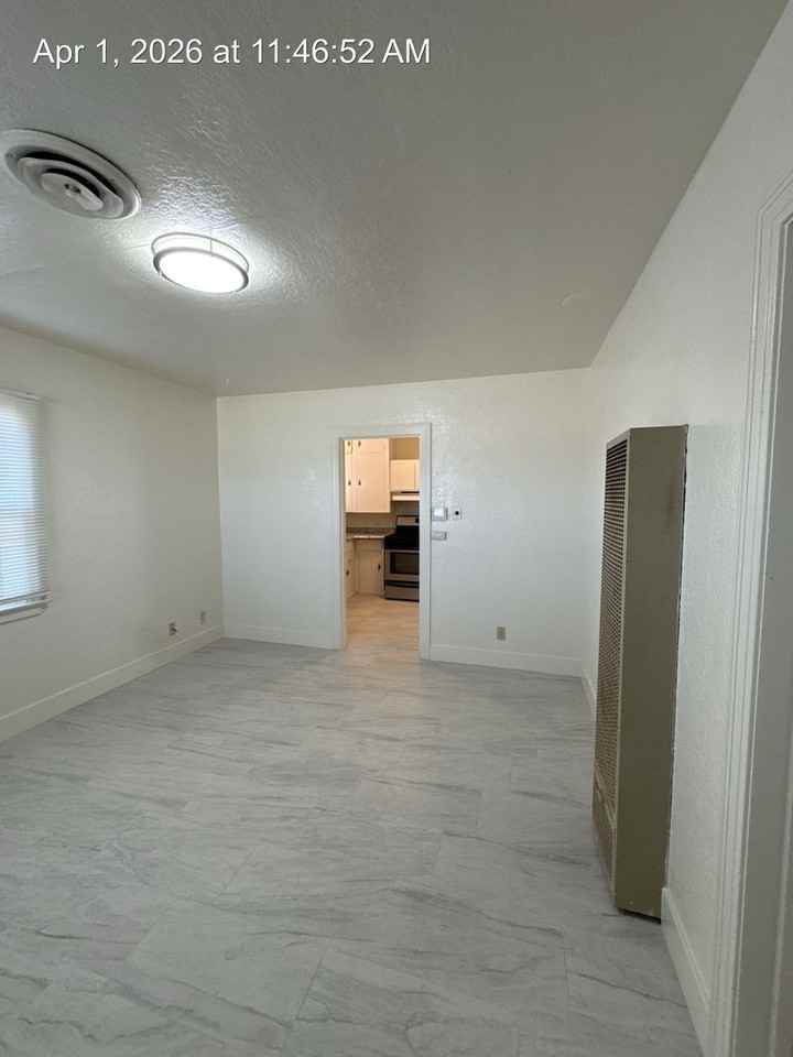 3625 W Prosperity Ave - Photo 4 of 20