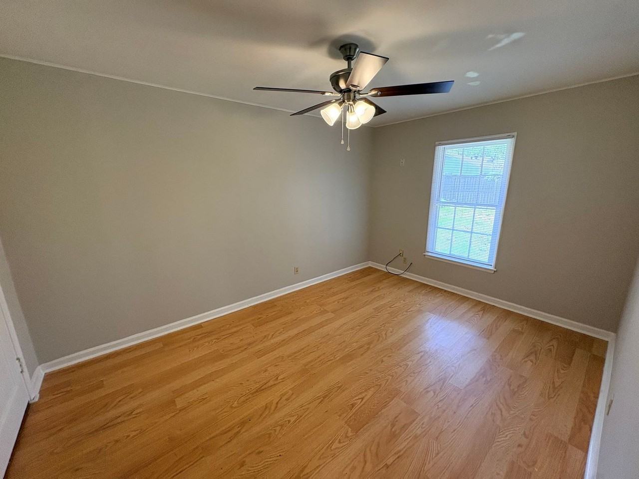 2406 2nd Ave - Photo 7 of 13