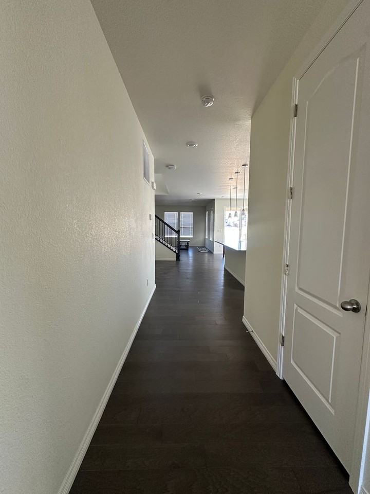 513 176th Ave - Photo 6 of 14