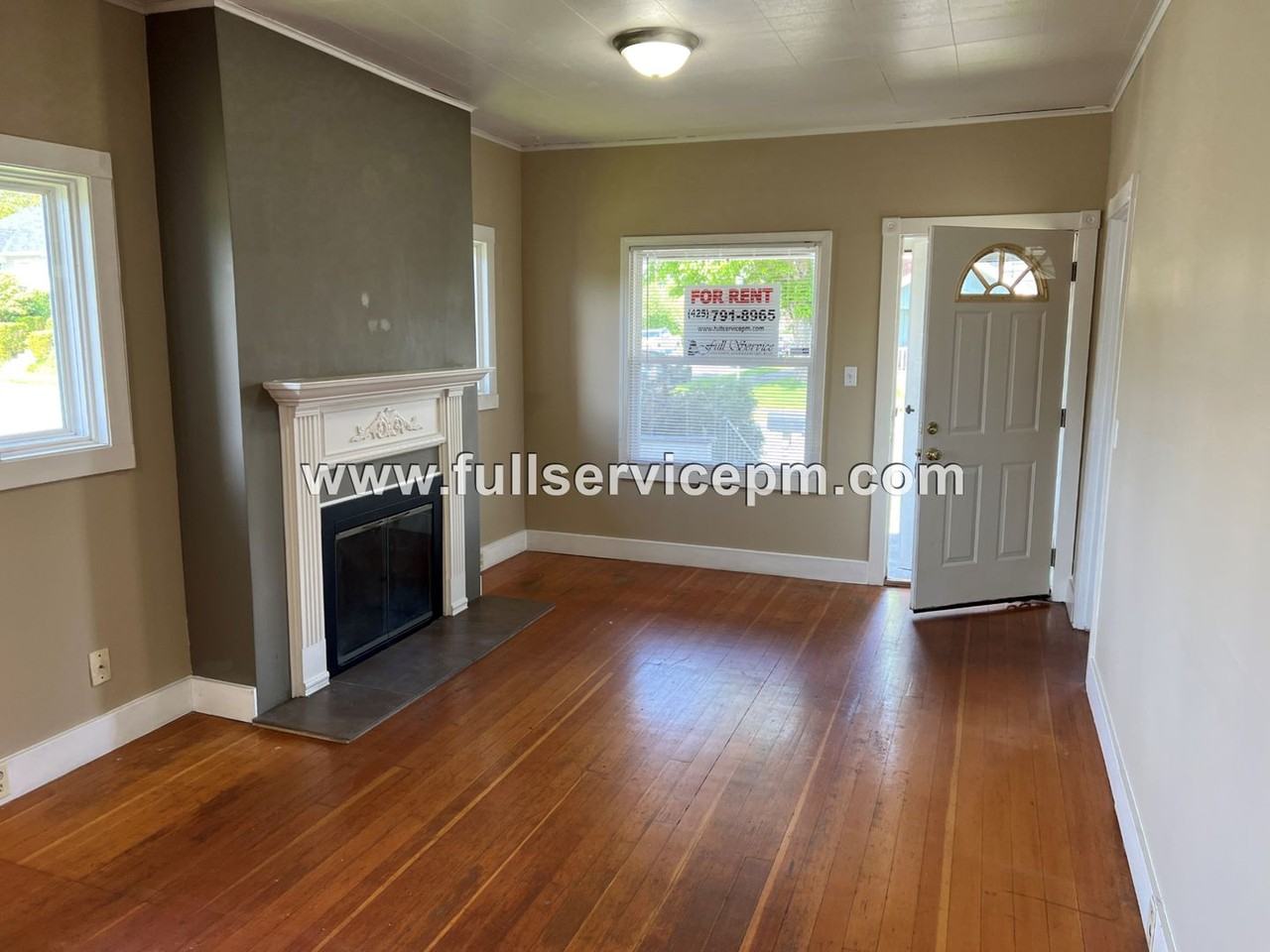 3002 Victor Pl - Photo 7 of 47