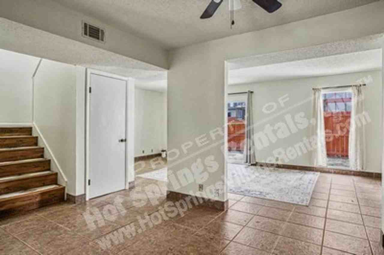 120 Emperado Way - Photo 6 of 26