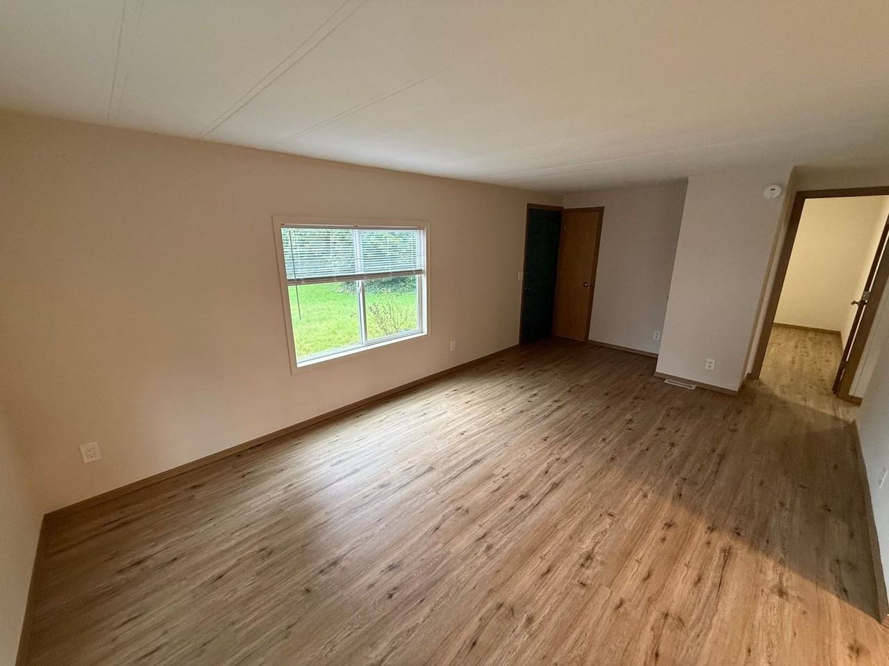 16004 83rd Ave E - Photo 6 of 20