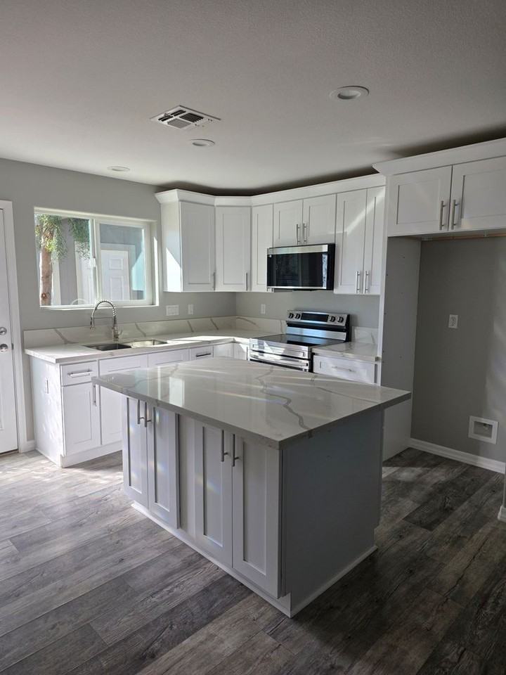 1918 Surf And Sand Dr - Photo 7 of 16