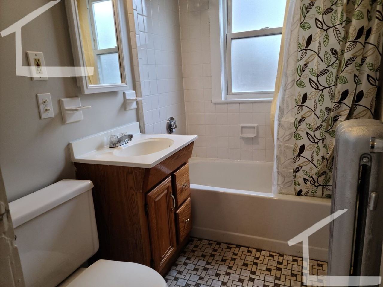 8 Woodside Ave - Photo 6 of 32