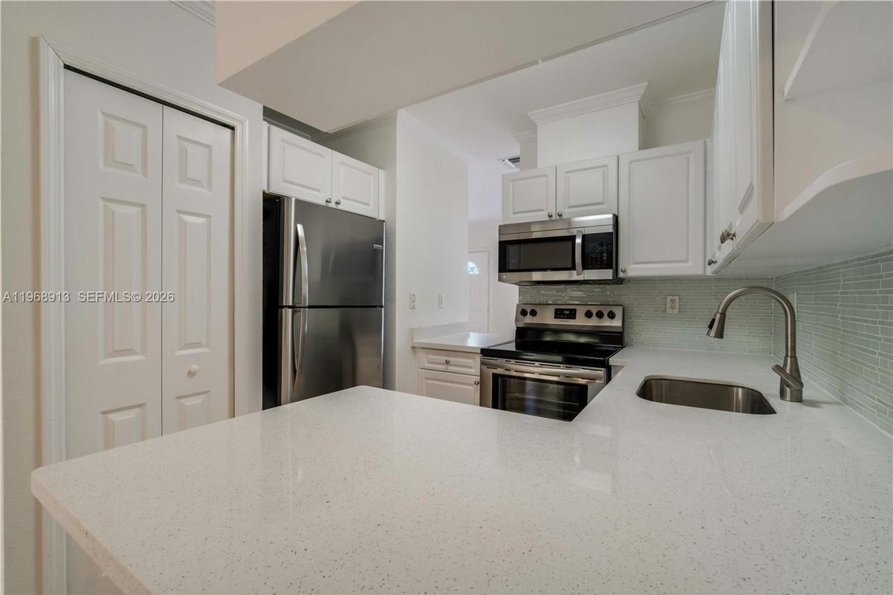 7733 Sw 94th Ln - Photo 5 of 24
