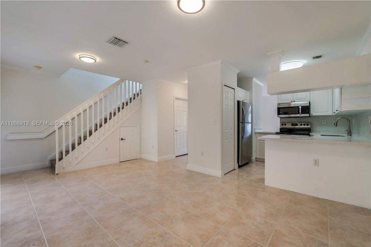 7733 Sw 94th Ln - Photo 7 of 24