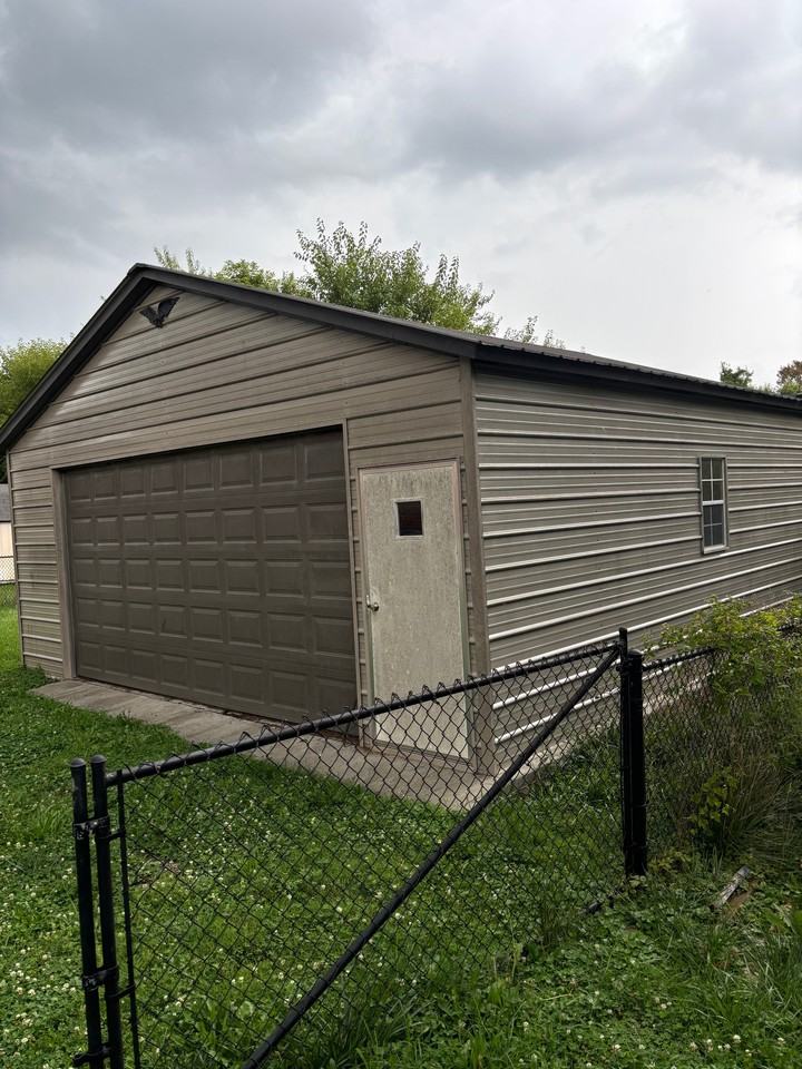 199 Mcgowan Ave #1 - Photo 2 of 2