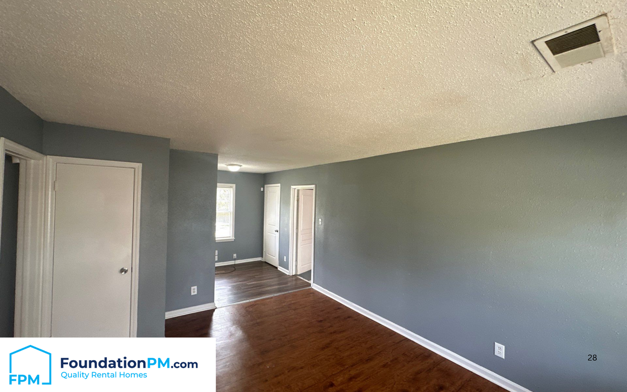 4990 Newton Rd #1 - Photo 6 of 15