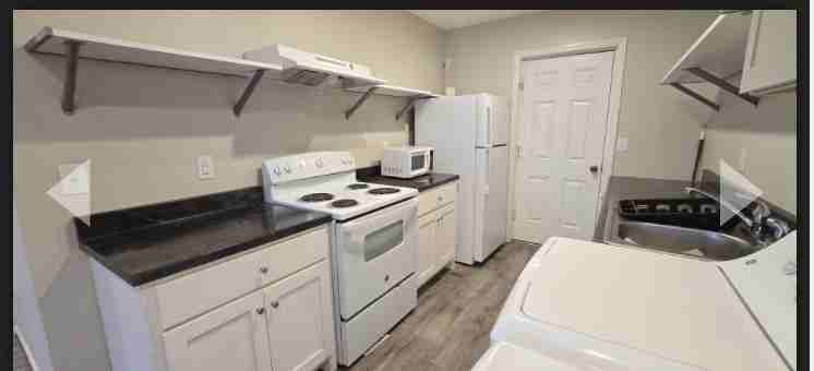 207 Stone St Nw #1 - Photo 2 of 2