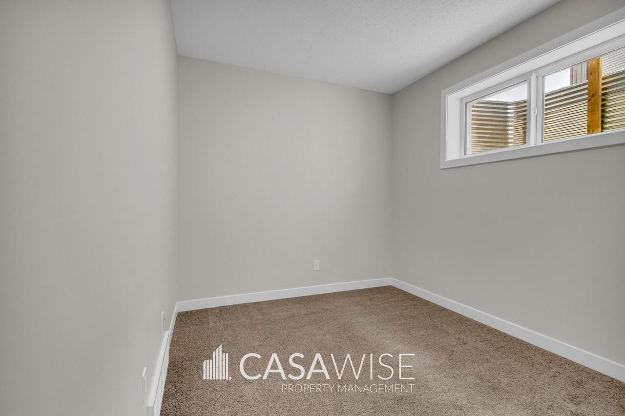 1067D Berg Pl Bsmt #BS - Photo 7 of 12