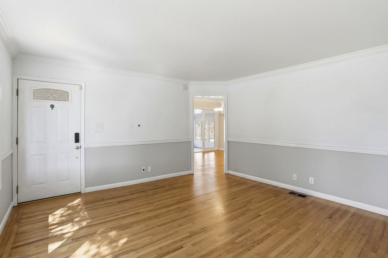 933 Barstow Ct #1 - Photo 2 of 24