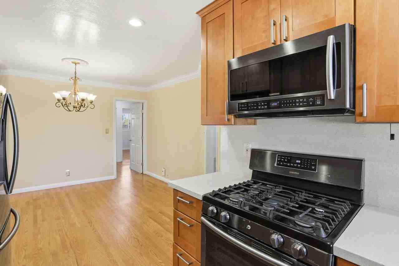 933 Barstow Ct #1 - Photo 6 of 24