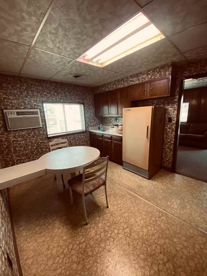 3440 University Ave #1 - Photo 6 of 9