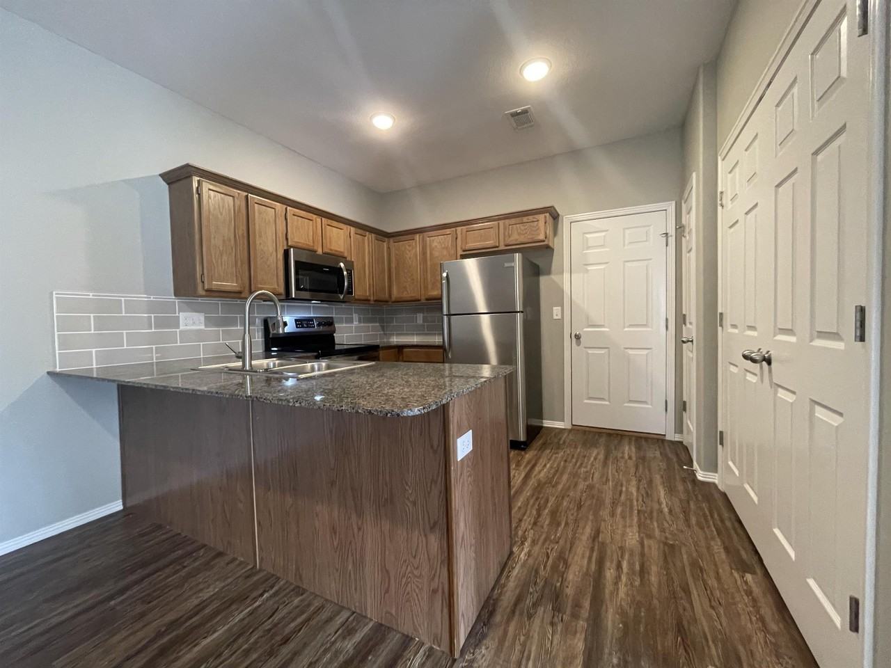 3501 Southwest Deerfield BoulevardUnit 1 #1 - Photo 4 of 22