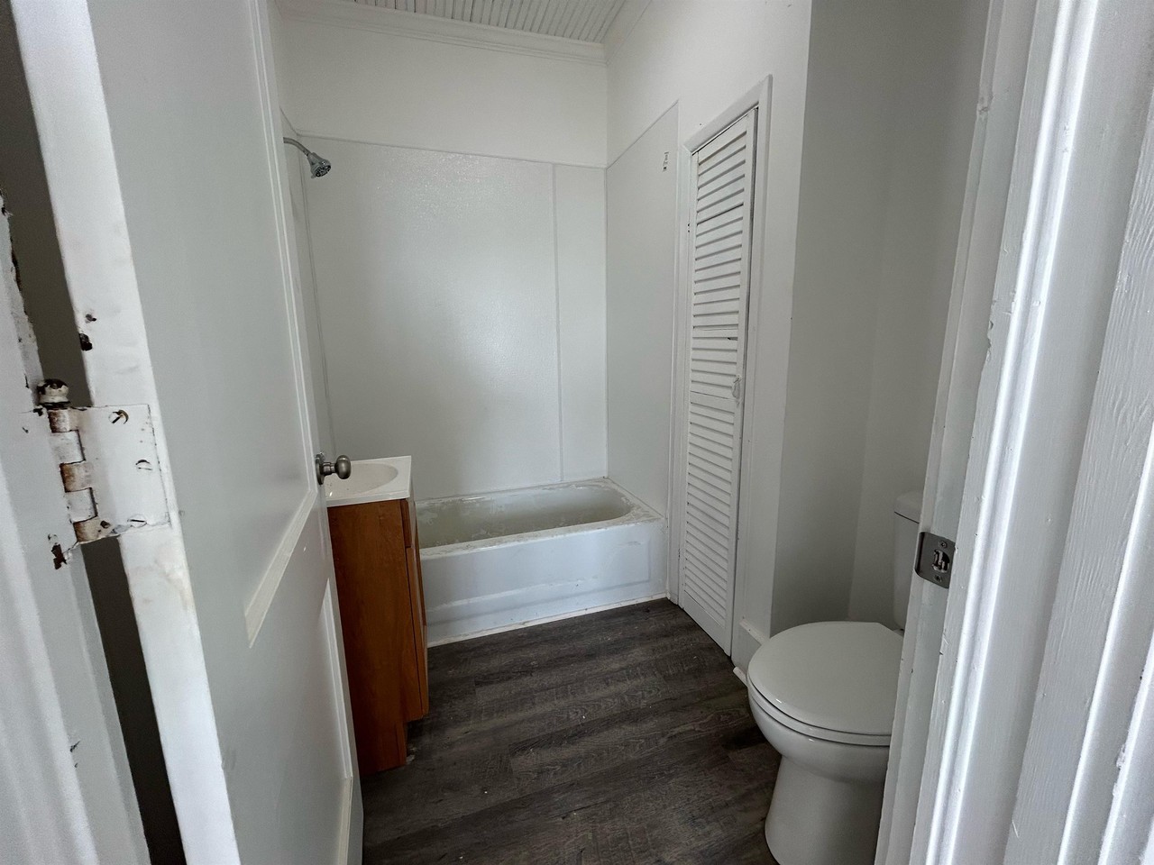 69040 Main St #4 - Photo 3 of 7