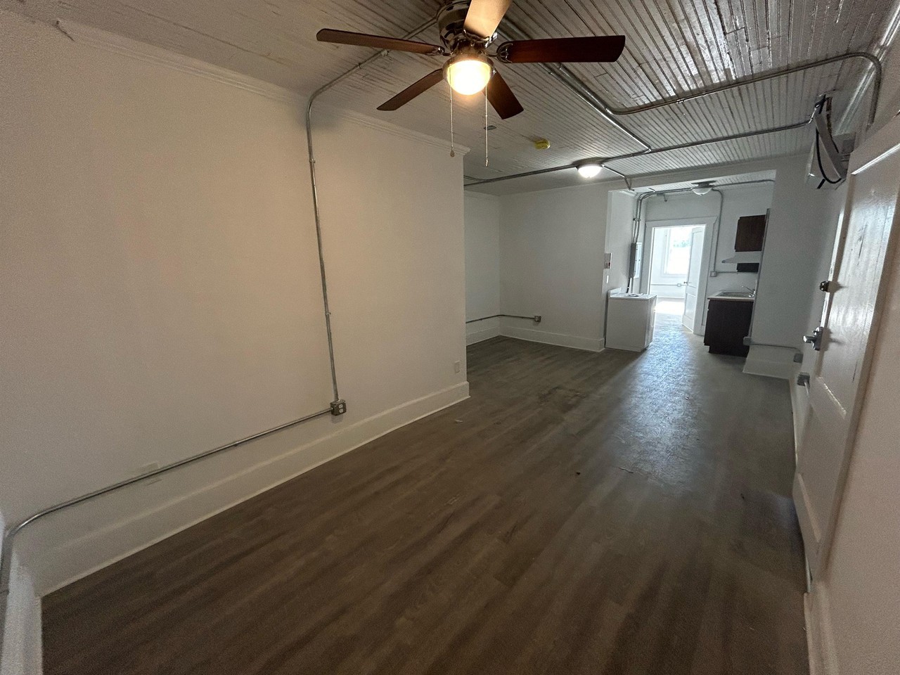 69040 Main St #4 - Photo 4 of 7