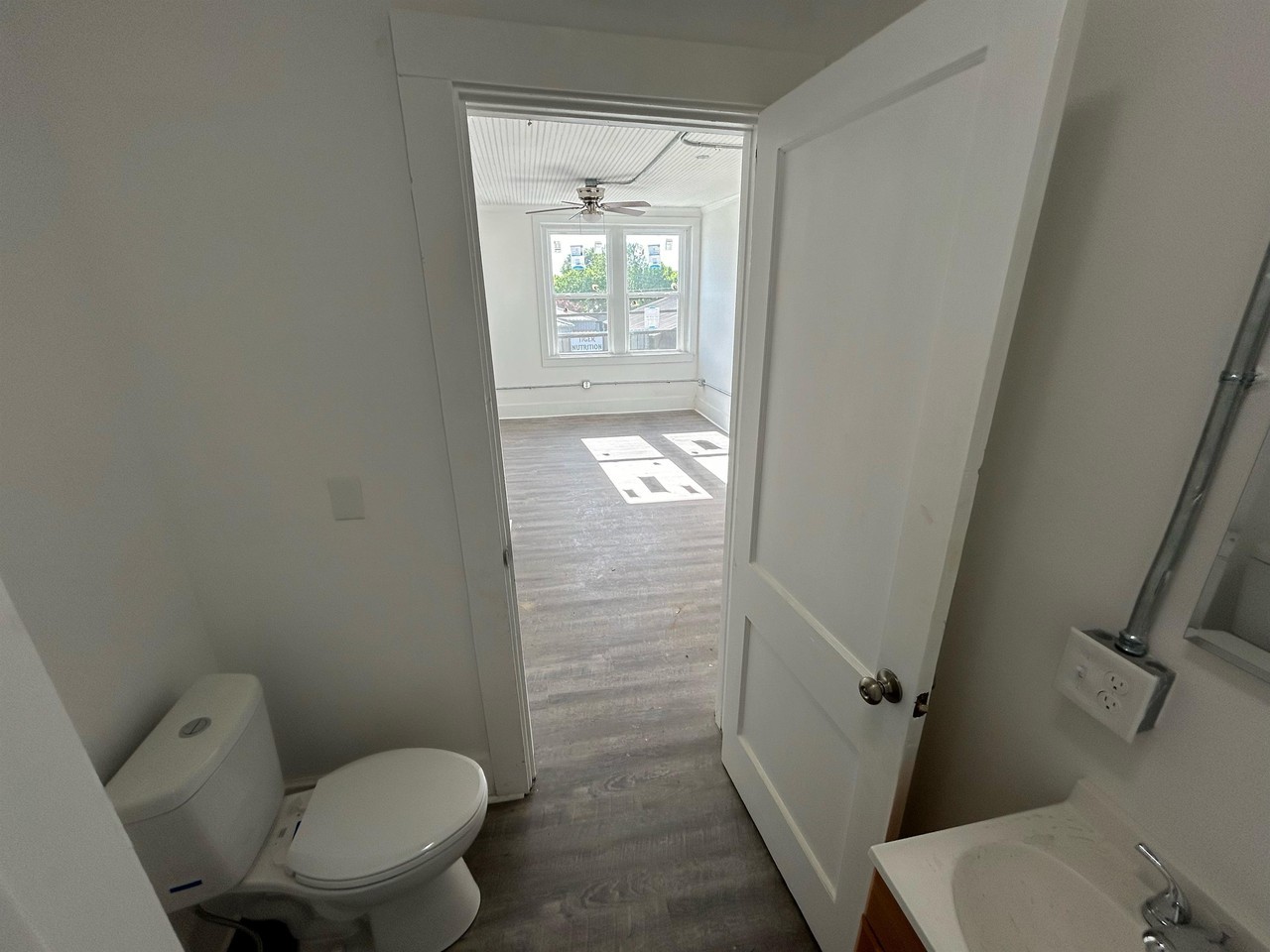 69040 Main St #4 - Photo 6 of 7
