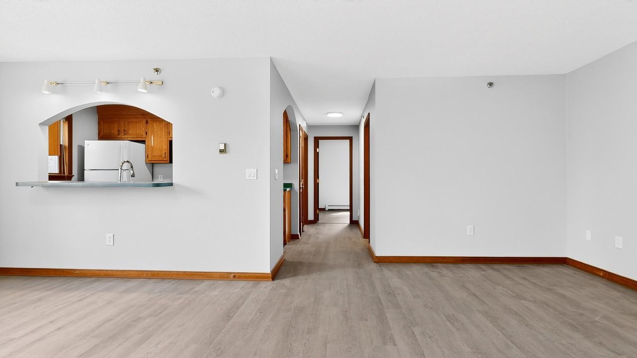 3 Legdeview LaneApt #24 - Photo 3 of 34