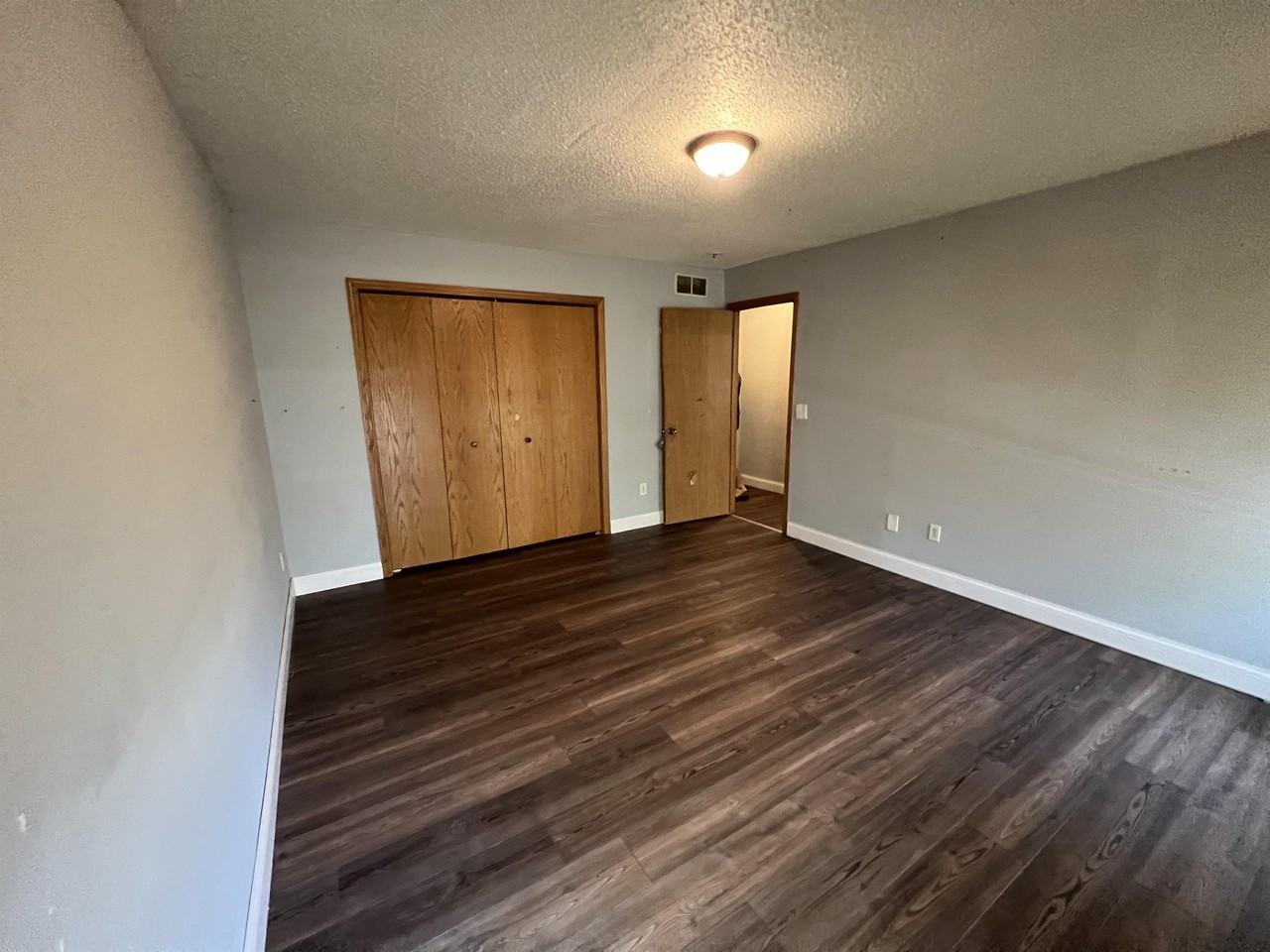 2931 Aldrich Ave N #0 - Photo 7 of 9