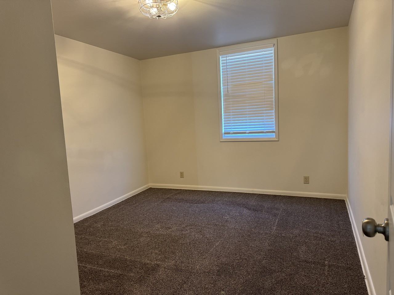 721 W Park Ave #721 - Photo 6 of 16